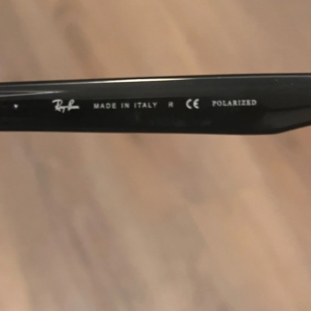 Ray-Ban RB3530 polarized sunglasses w/case - Picture 6 of 10